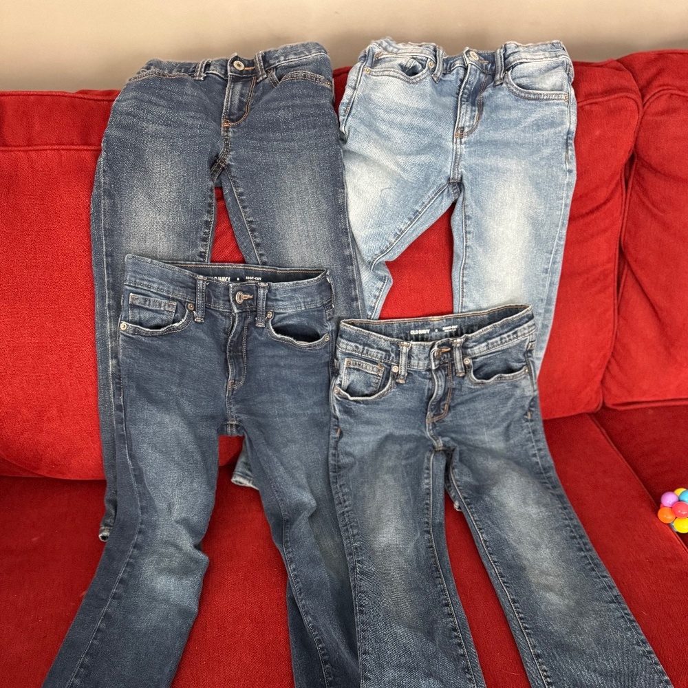 Boys Jeans Lot Old Navy size 8; 4 pairs of Jeans!!!!